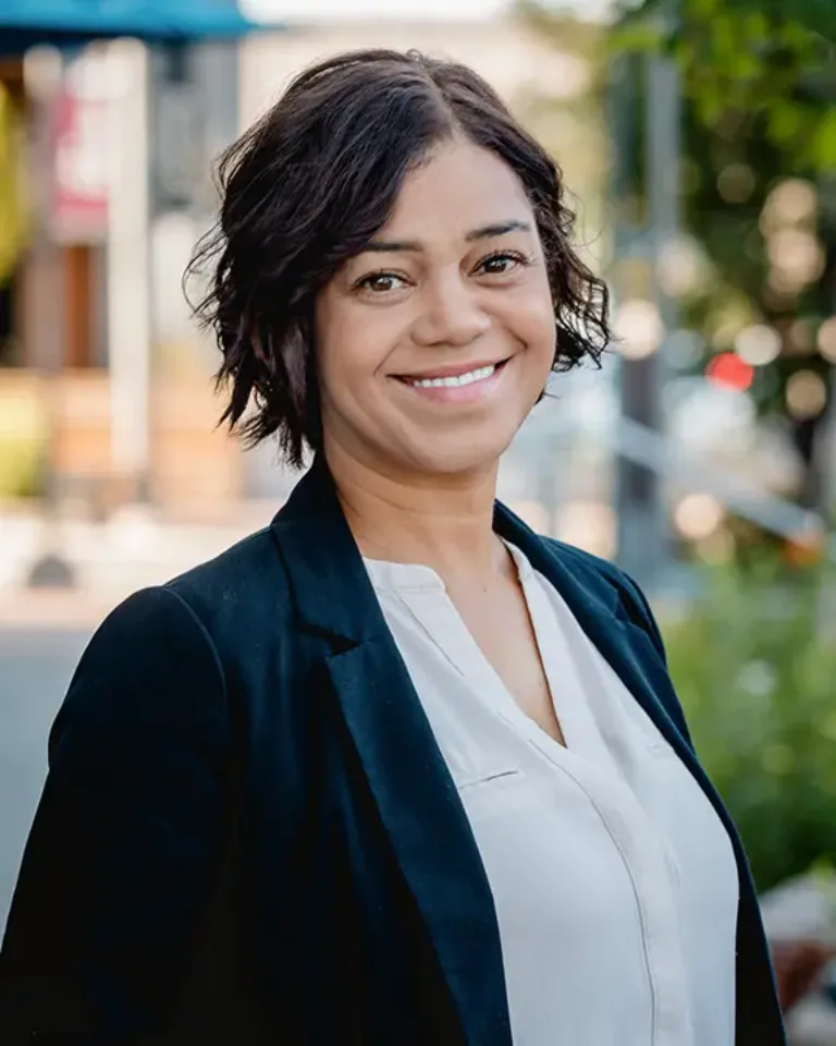 Photo of Danielle Johnson