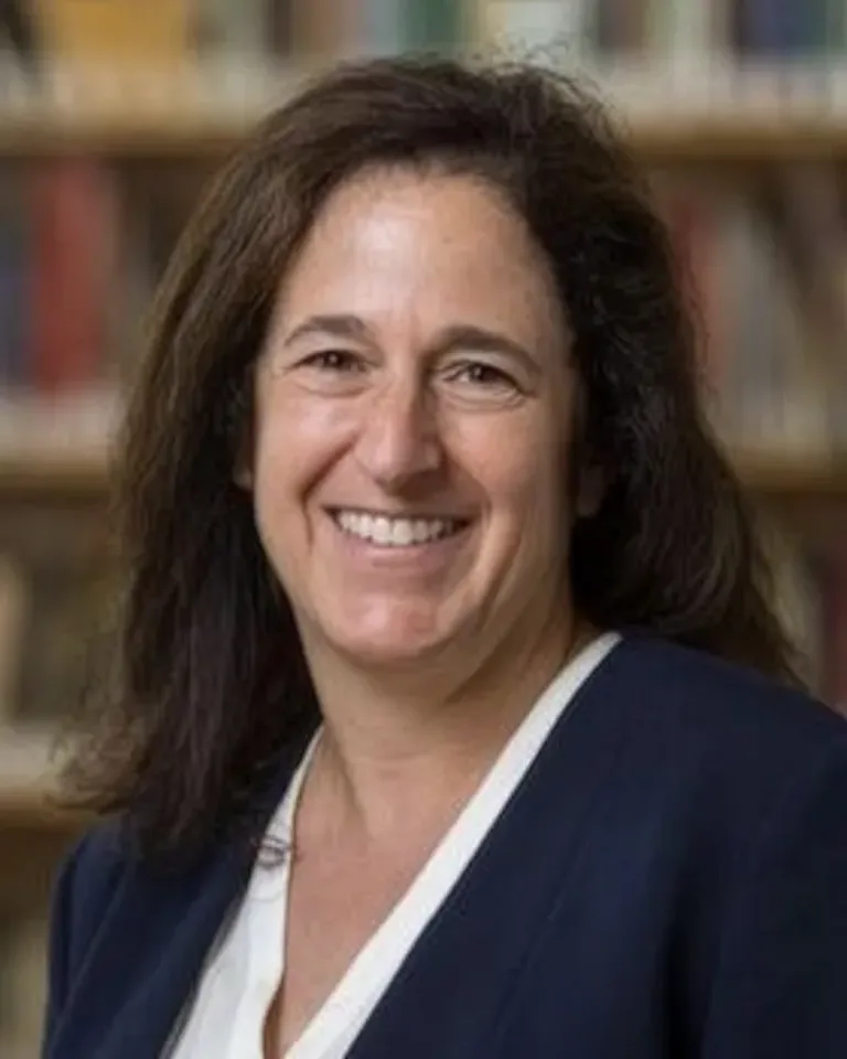 Photo of Susanna Loeb