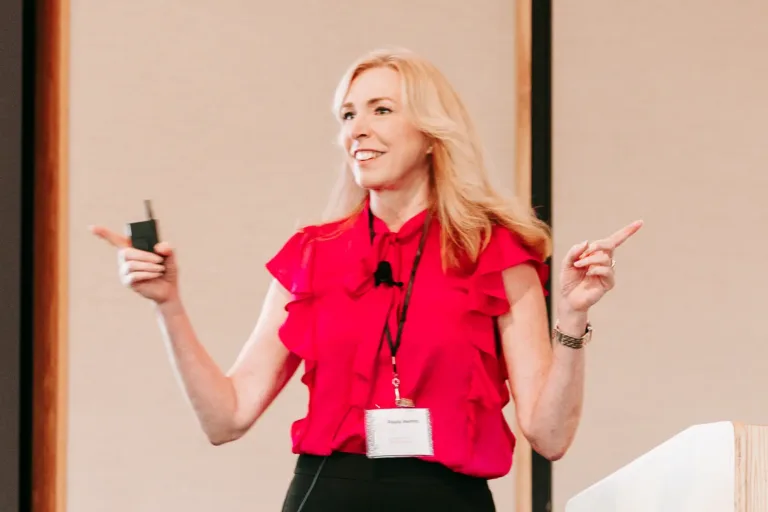 Photo of Paula Renfro