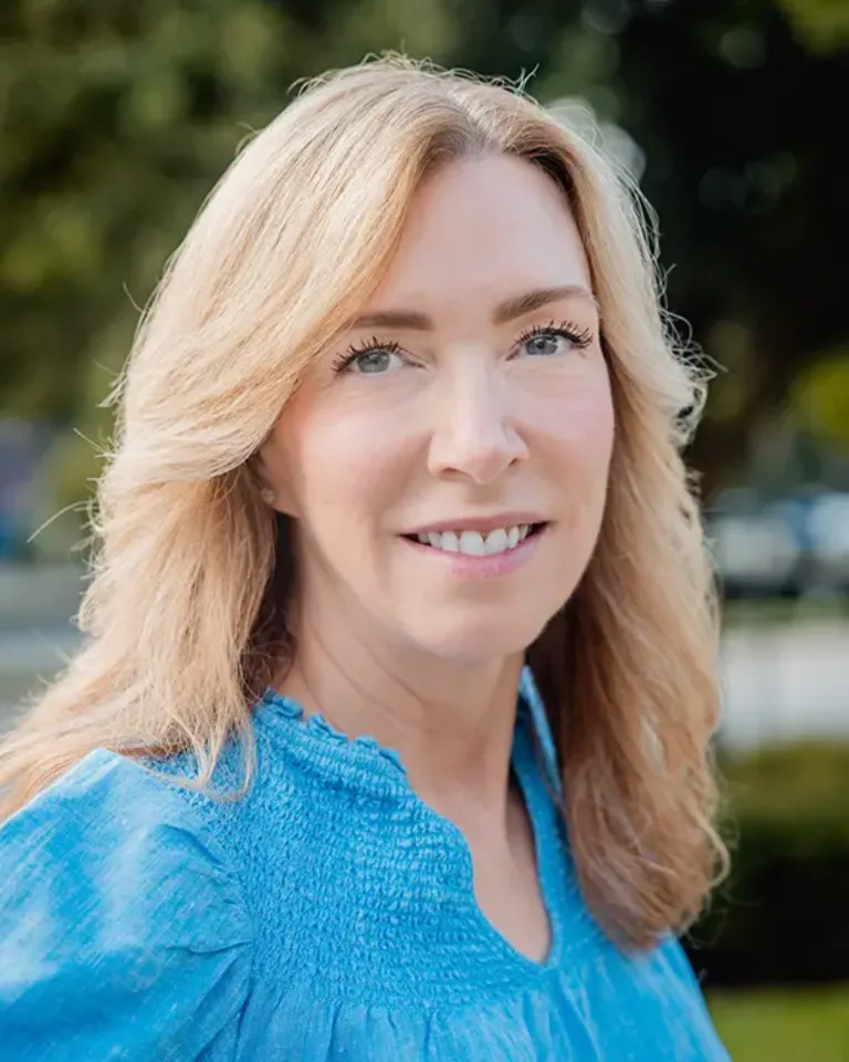 Photo of Paula Renfro