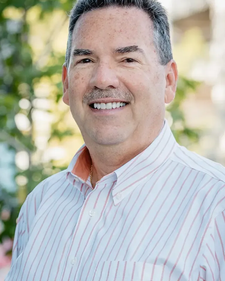 Photo of Dr. Scott Muri