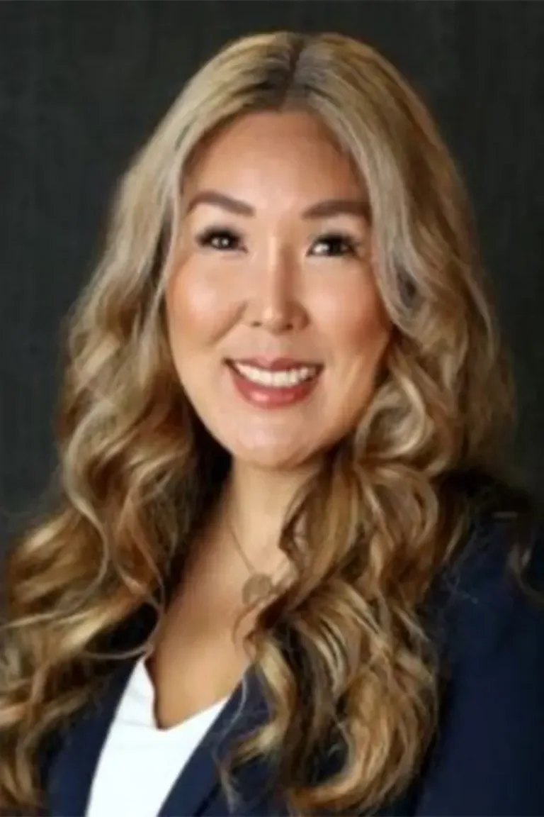 Photo of Ann Loorz